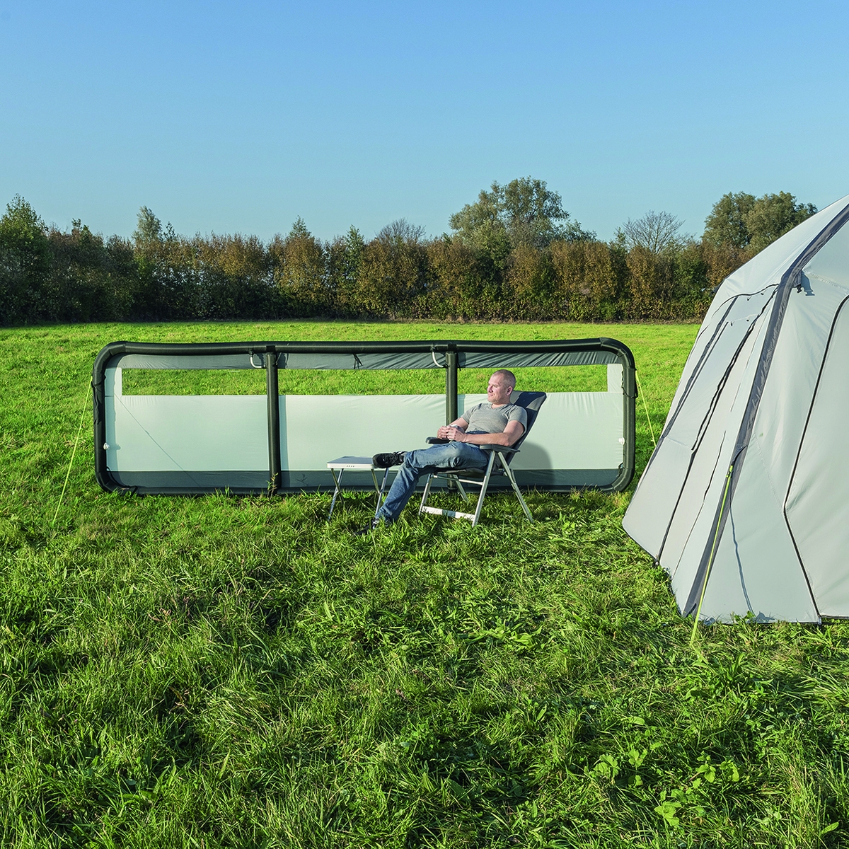 Windschutz aufblasbar Grundmodul 480x140 cm Windschutz aufblasbar Grundmodul 480x140 cm