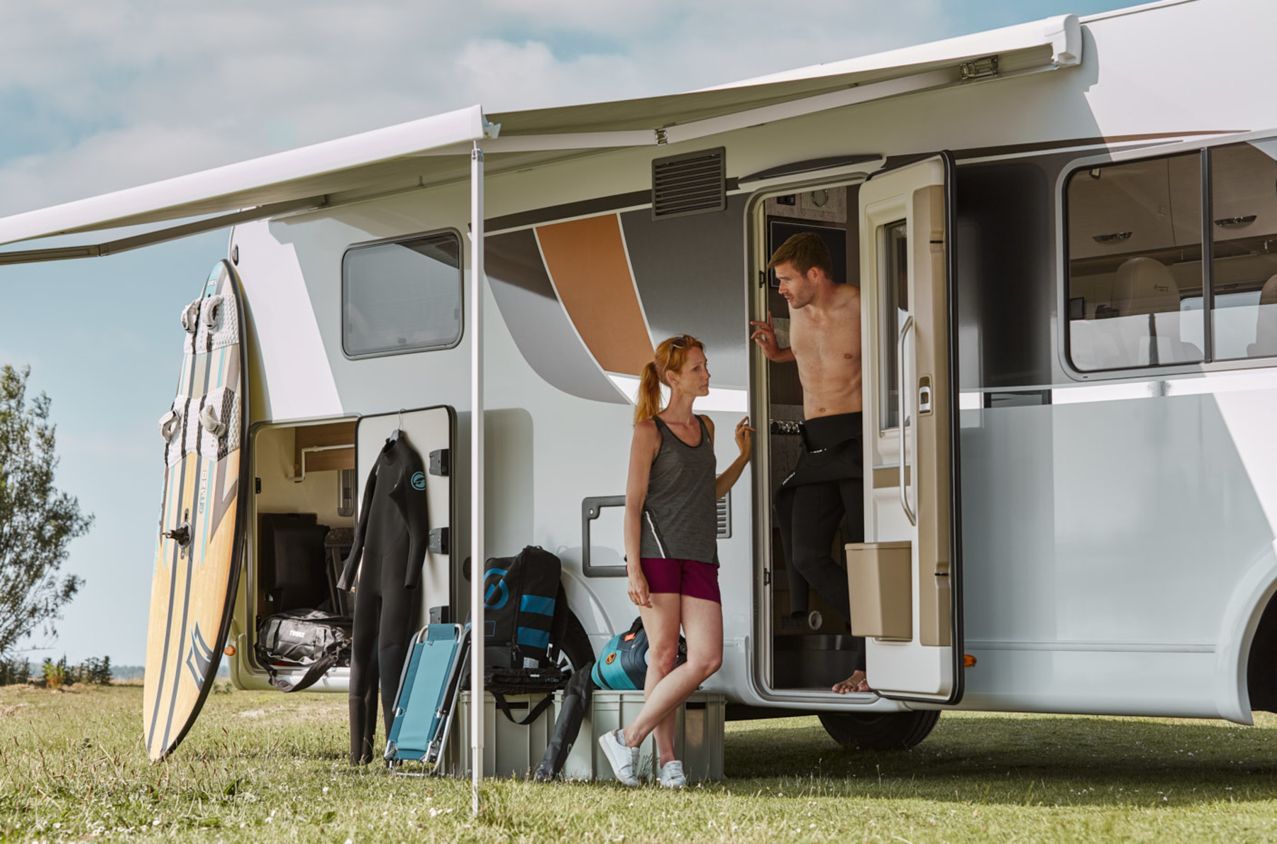 Thule Omnistor 8000 eloxiert 500x275 cm, Saphir Blau